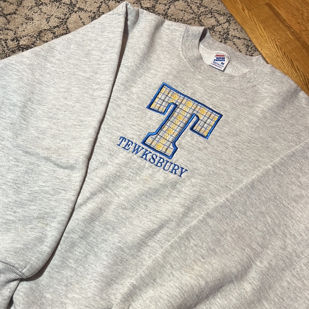 vintage crew neck